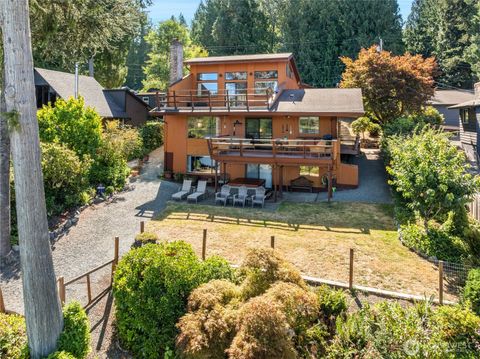 Photo of 33416 Benbow Drive E, Graham, WA 98338 (MLS # 2413896)