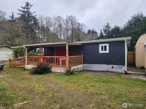 Photo of 2113 Willows Road, Seaview, WA 98644 (MLS # 2356187)