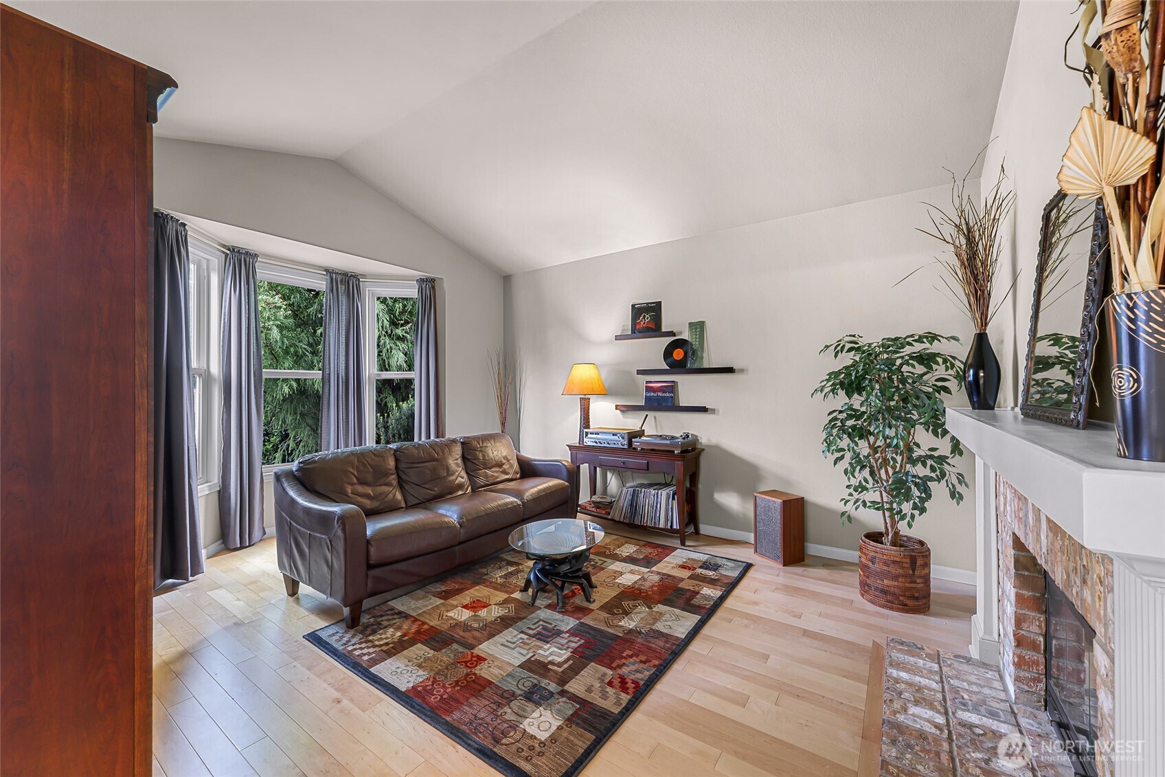 24520 SE 46th Street