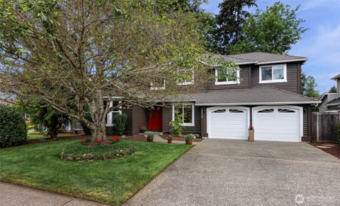 Photo of 24520 SE 46th Street, Sammamish, WA 98029 (MLS # 2526163)