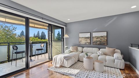 11226 NE 68th Street B Kirkland WA 98033