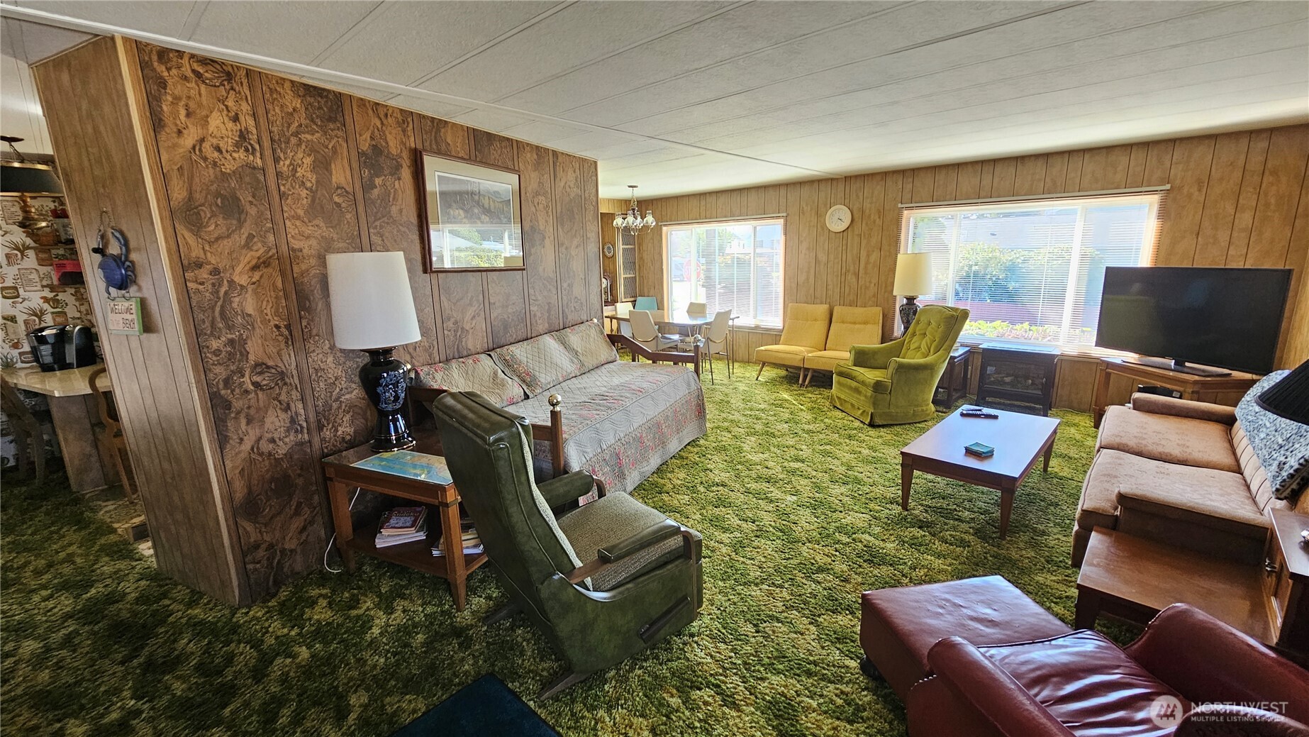 1100 Washington Ave North