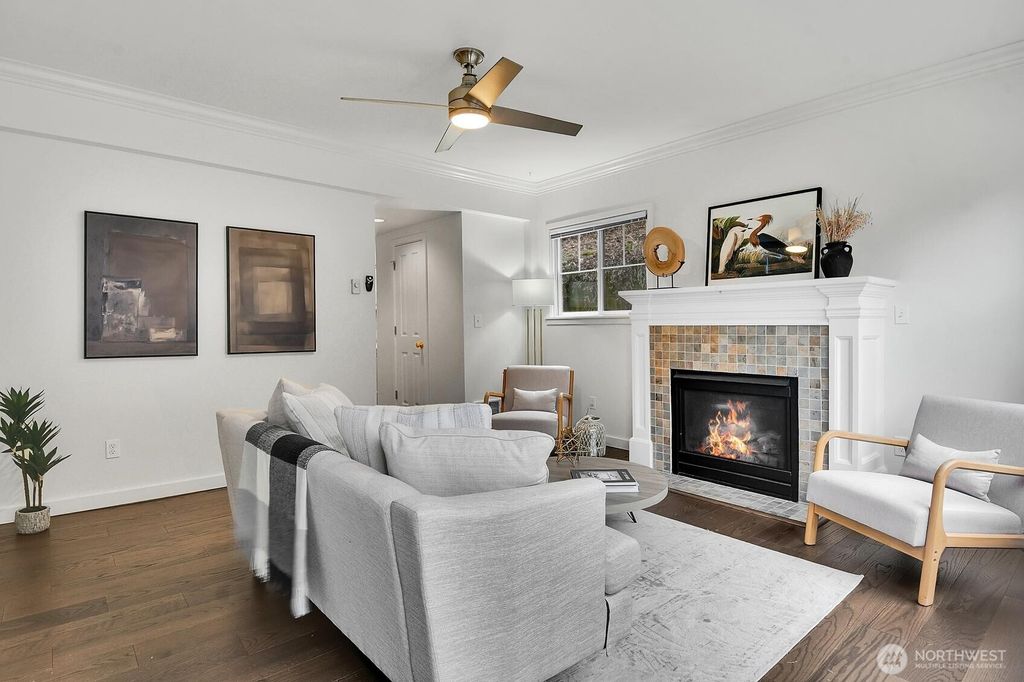 Photo of 1800 10th Avenue W #1800, Seattle, WA 98119 (MLS # 2506920)