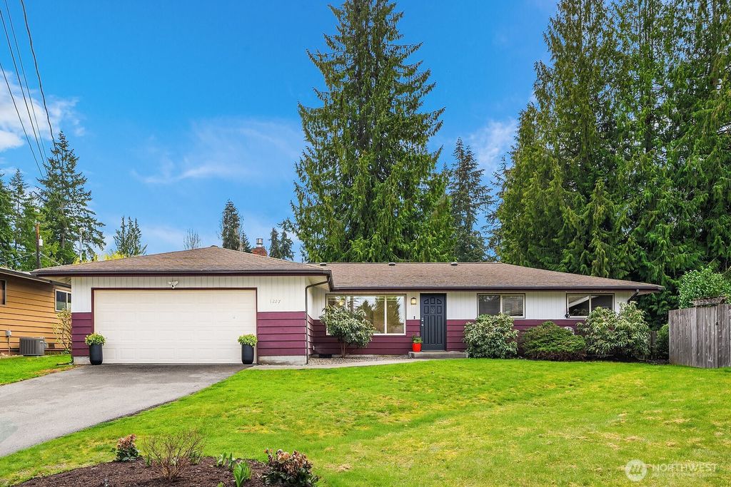 Photo of 1227 N 191st Street, Shoreline, WA 98133 (MLS # 2349072)