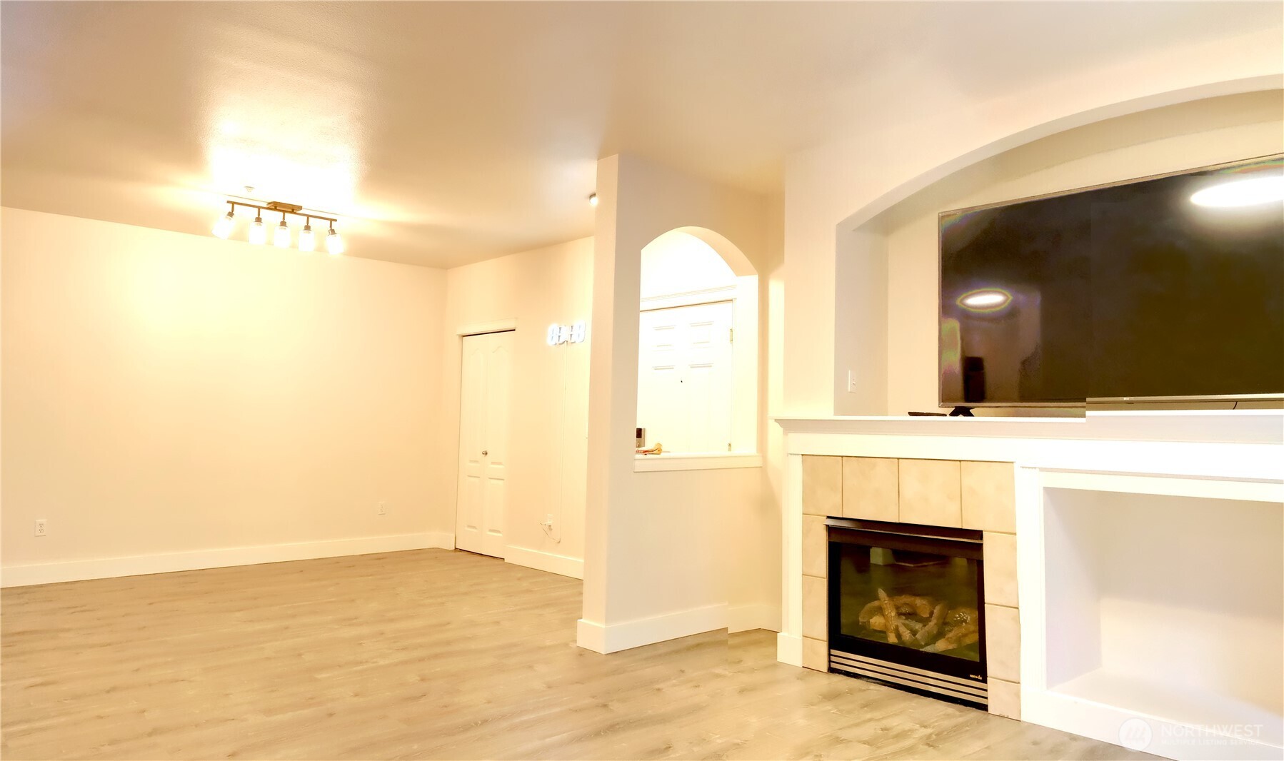 15806 18th Ave W A-101