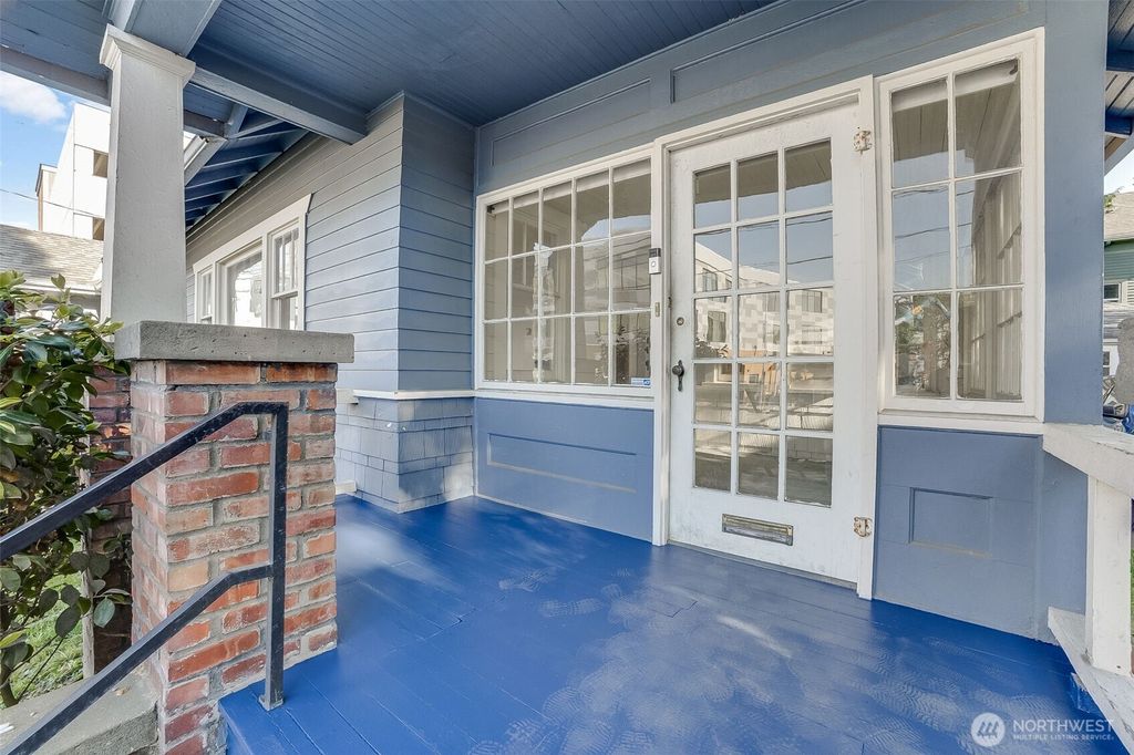 Photo of 1218 S 4th Street, Tacoma, WA 98405 (MLS # 2516652)