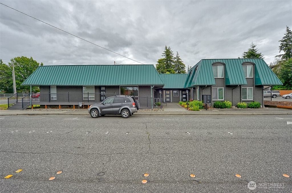 Photo of 1200 Lakeway Drive, Bellingham, WA 98229 (MLS # 2497276)