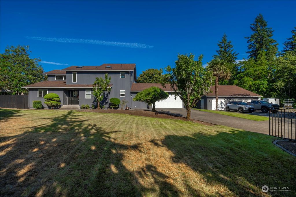 Photo of 37006 55th Avenue S, Auburn, WA 98001 (MLS # 2150167)