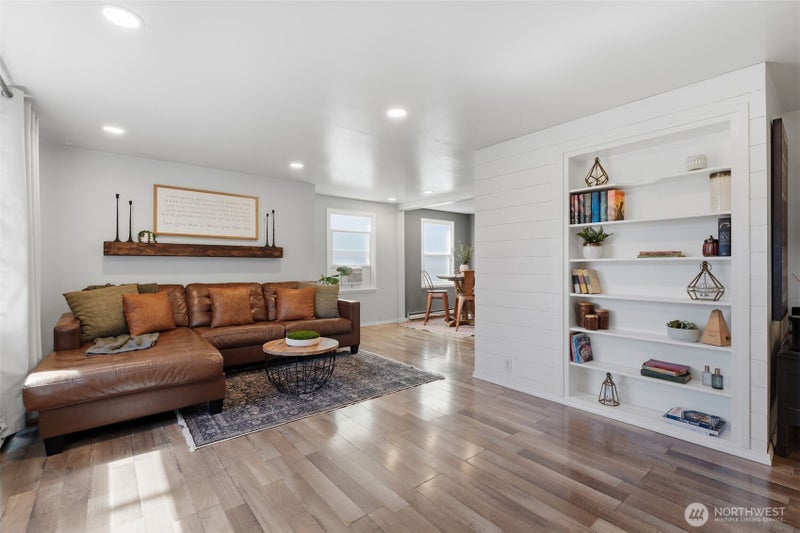 1816 Highland Drive