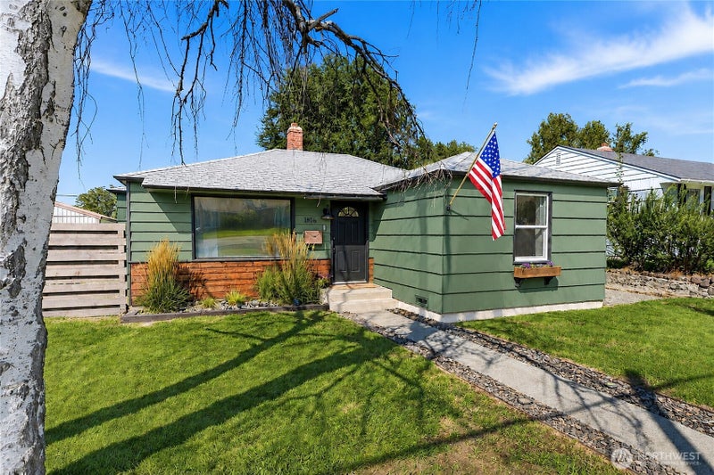 1816 Highland Drive