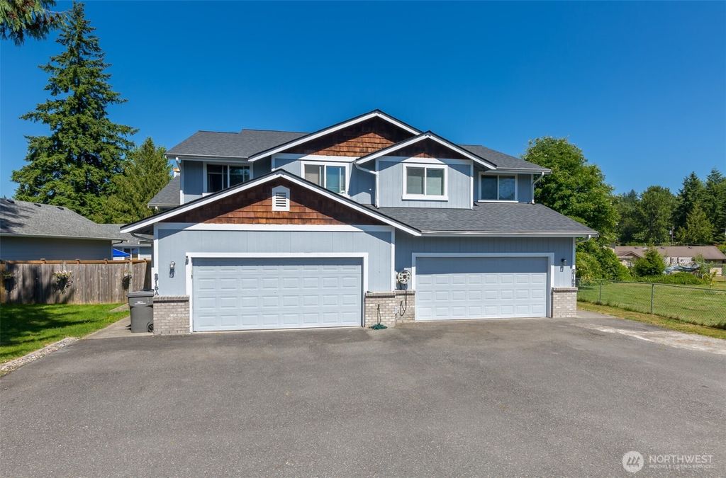 Photo of 2715 99th Avenue NE, Lake Stevens, WA 98258 (MLS # 2389142)