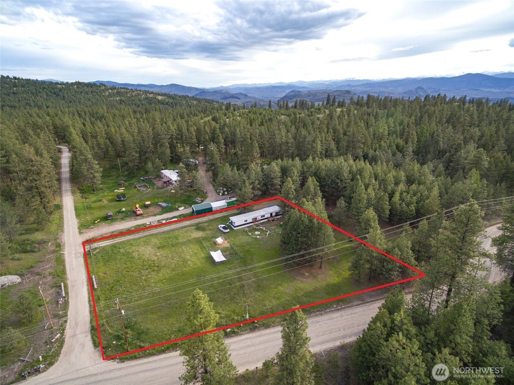 Photo of 4 Cartwright Drive, Tonasket, WA 98855 (MLS # 2460221)