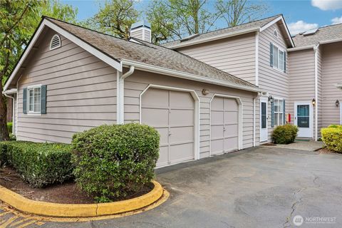 Photo of 7118 NE 171st Lane, Kenmore, WA 98028 (MLS # 2513374)
