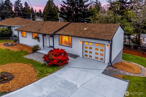 Photo of 24717 S 35th Avenue, Kent, WA 98032 (MLS # 2512293)