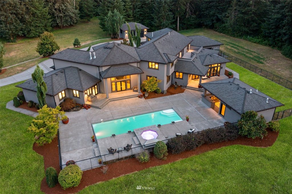 Photo of 33507 143rd Place SE, Auburn, WA 98092 (MLS # 1976472)