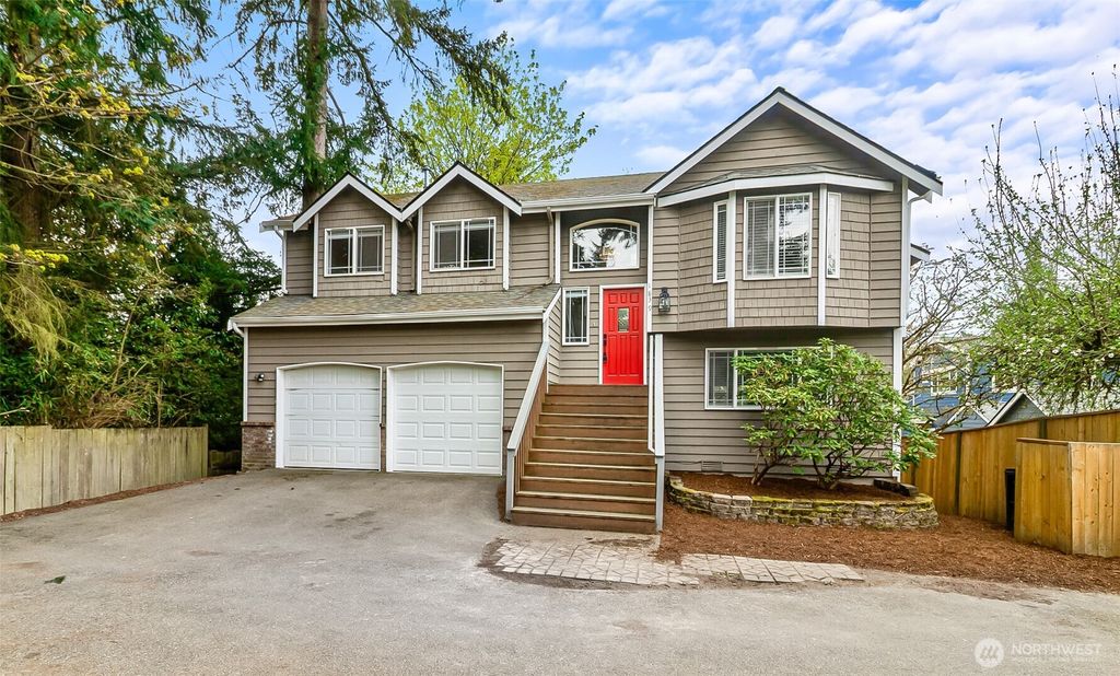 Photo of 1839 NE 172nd Street, Shoreline, WA 98155 (MLS # 2512323)