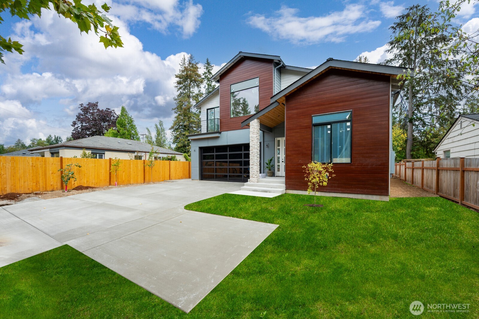 16614 15th Avenue NE