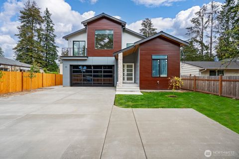 Photo of 16614 15th Avenue NE, Shoreline, WA 98155 (MLS # 2440142)
