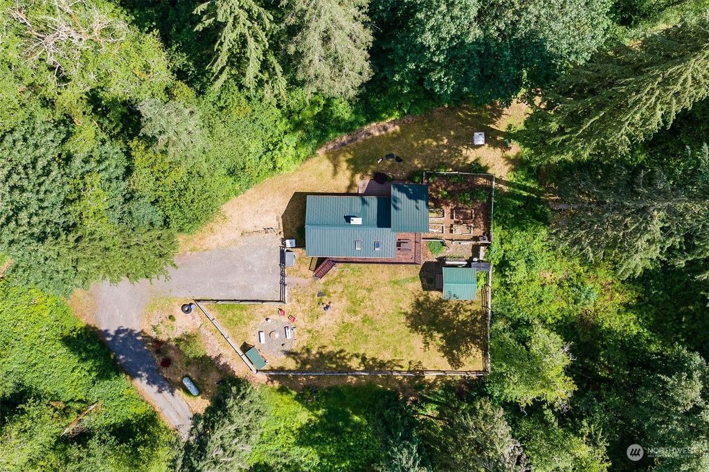 Photo of 34103 NE Stossel Creek Way, Duvall, WA 98019 (MLS # 2262321)