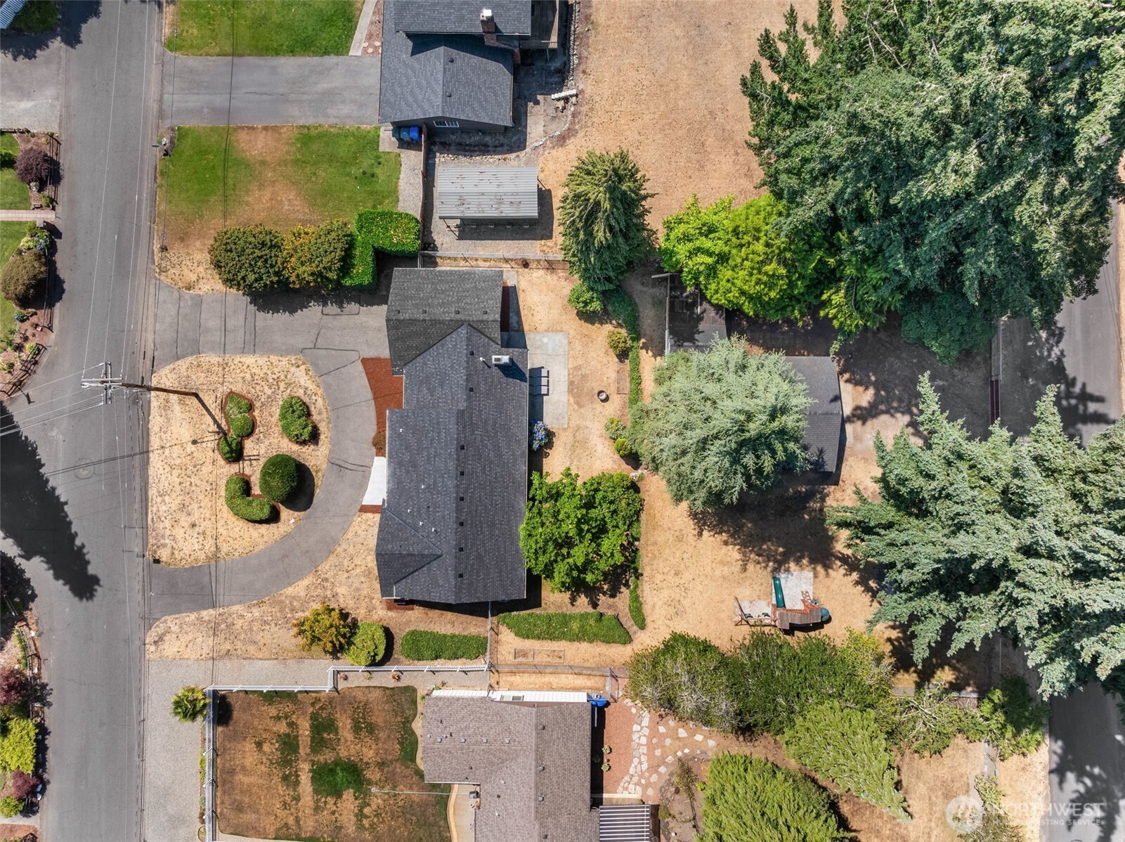 10702 Northstar Way SW