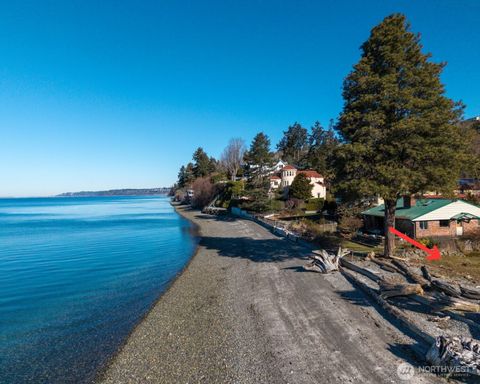 Photo of 702 S 280th St St, Des Moines, WA 98198 (MLS # 2486127)