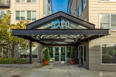 Photo of 500 Aloha Street #211, Seattle, WA 98109 (MLS # 2585298)