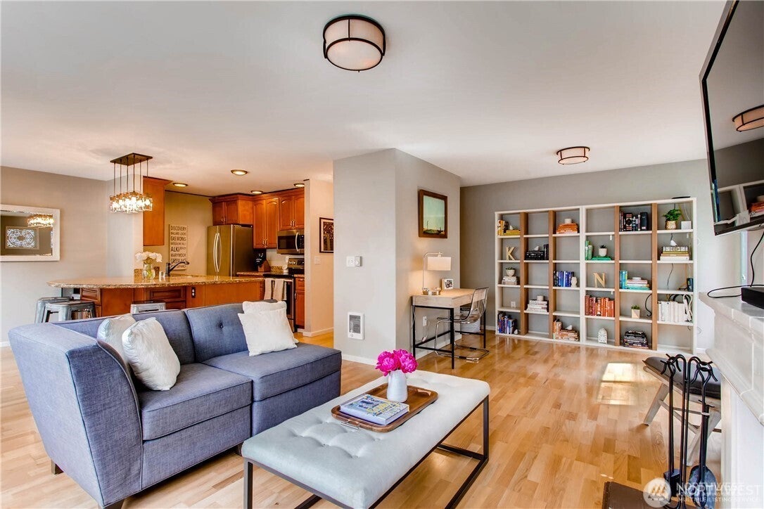 500 Aloha Street 211