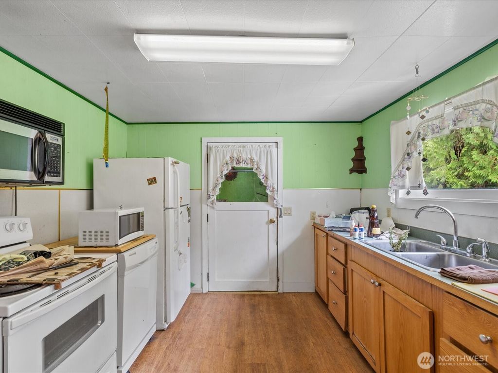 Photo of 17325 84th Avenue NW, Stanwood, WA 98292 (MLS # 2342741)