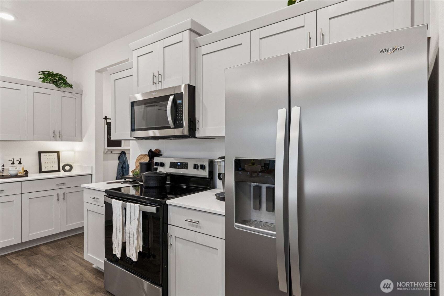 481 Cremini Loop SE 9