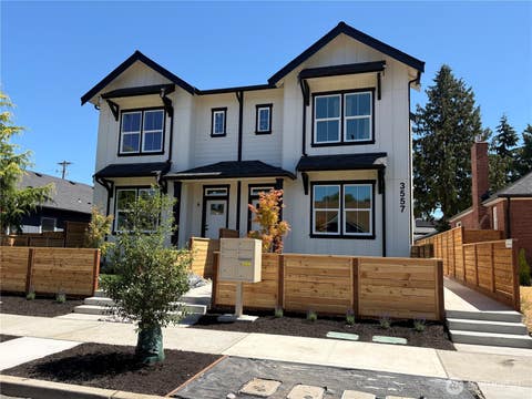Photo of 3557 S Monroe Street #A, Tacoma, WA 98409 (MLS # 2536158)