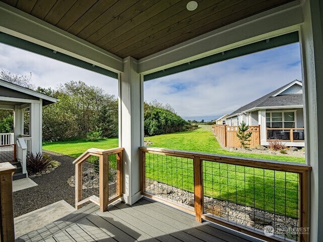 425 Elderberry Lane SW