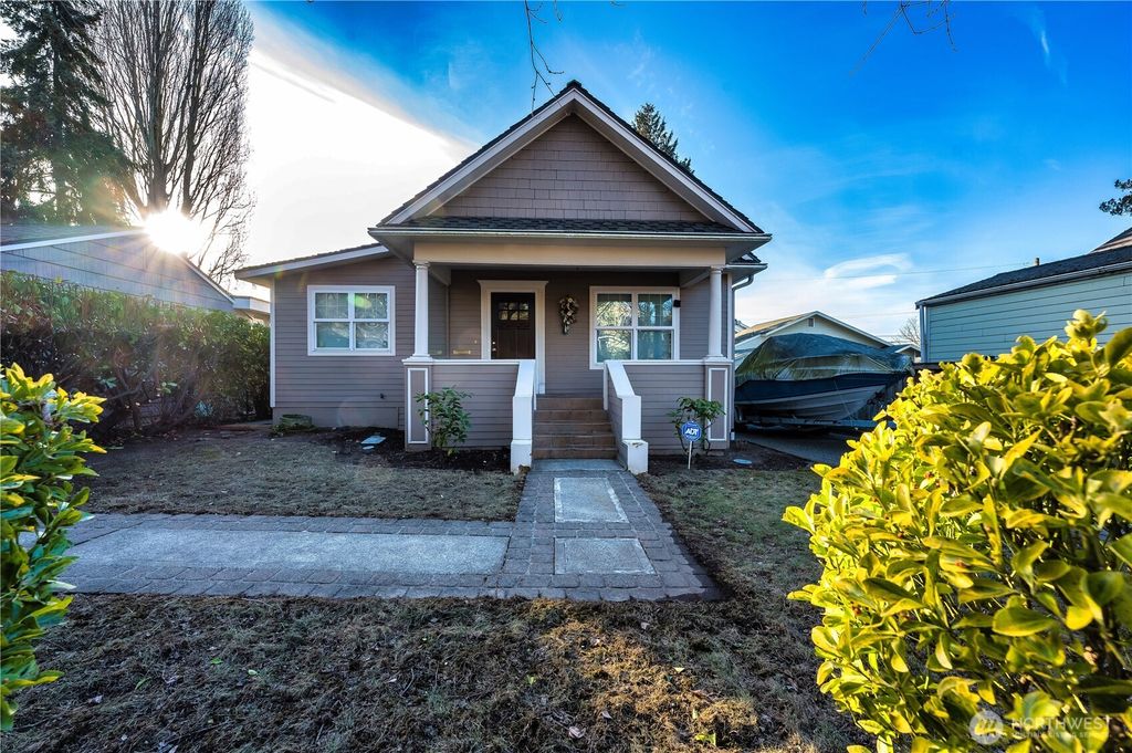 Photo of 6507 41st Avenue SW, Seattle, WA 98136 (MLS # 2335244)