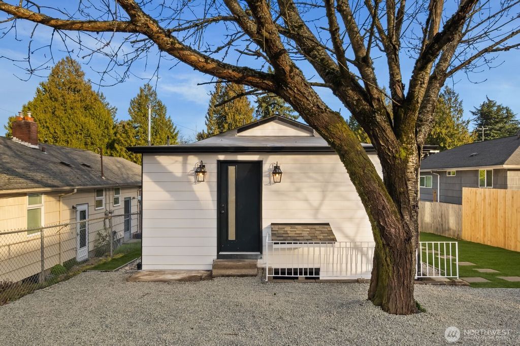 Photo of 5945 Fauntleroy Way Way SW, Seattle, WA 98136 (MLS # 2477412)