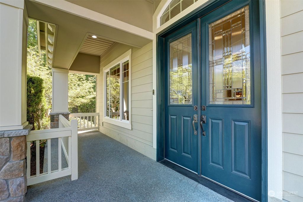 Photo of 12016 176th Avenue NE, Redmond, WA 98052 (MLS # 2230727)