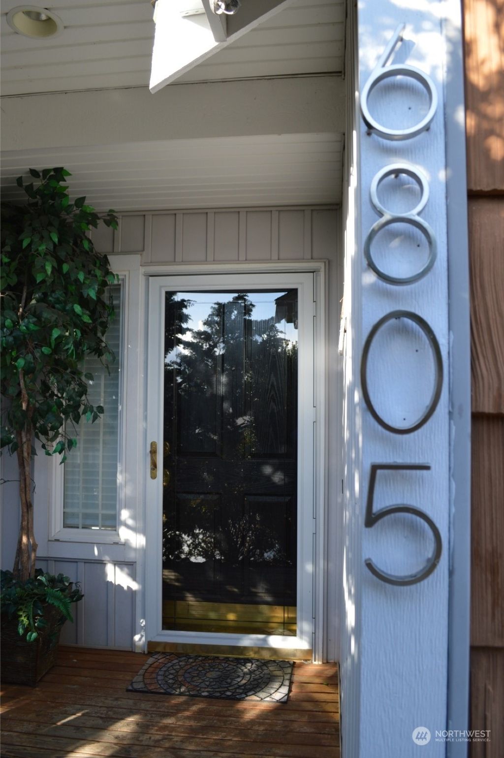 Photo of 6805 59th Place NE, Marysville, WA 98270 (MLS # 2056907)