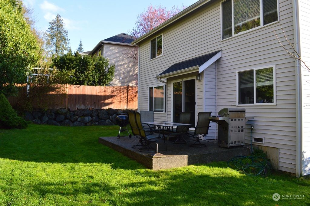 Photo of 6805 59th Place NE, Marysville, WA 98270 (MLS # 2056907)