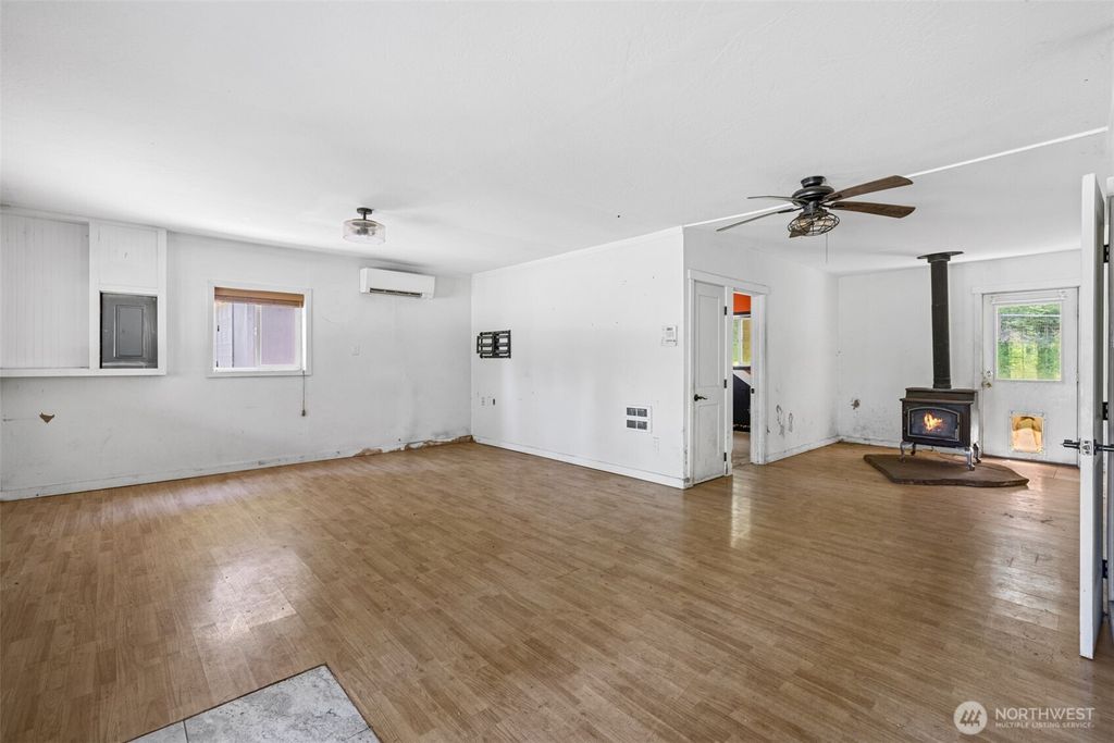 Photo of 33 Baskins Road, Port Angeles, WA 98363 (MLS # 2532504)