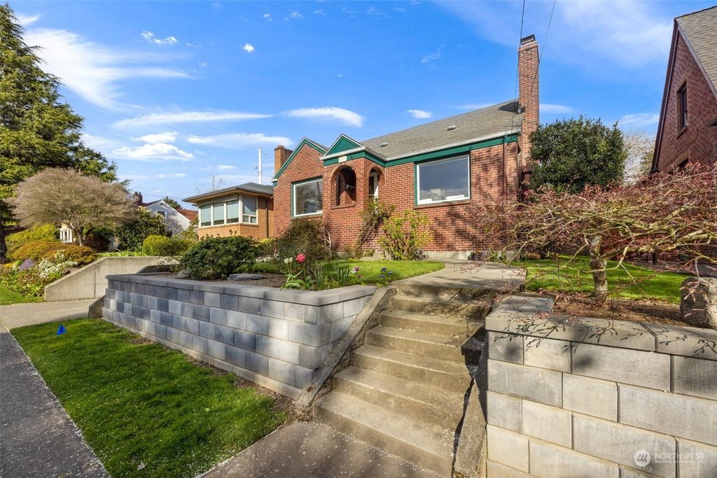 Photo of 7752 32nd Avenue NW, Seattle, WA 98117 (MLS # 2218845)