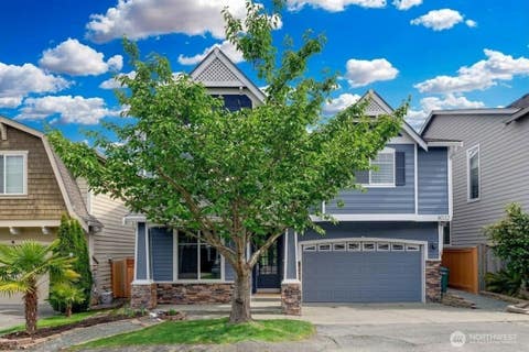 Photo of 8032 124th Court NE, Kirkland, WA 98033 (MLS # 2501990)