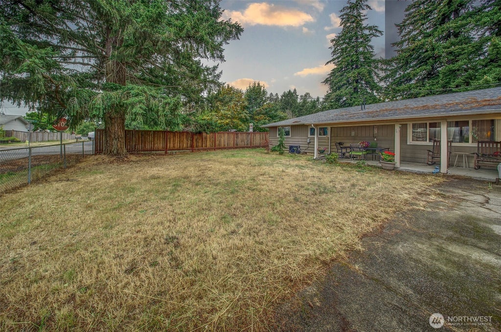 Photo of 207 Seattle Street W, Rainier, WA 98576 (MLS # 2585423)