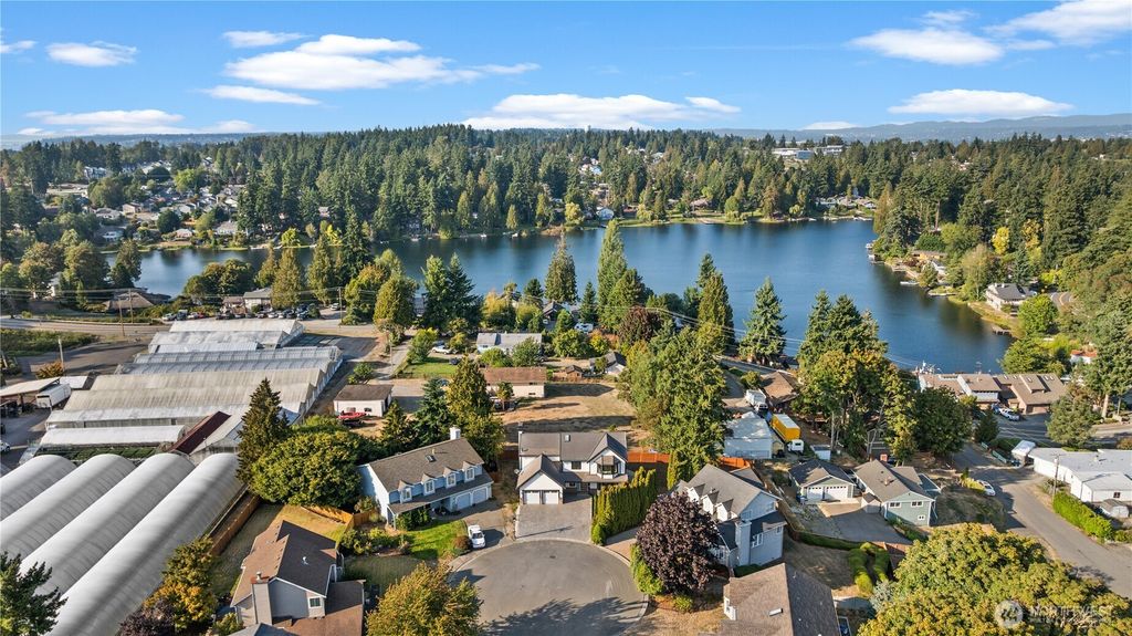 Photo of 27902 36th Ave S, Auburn, WA 98001 (MLS # 2431982)