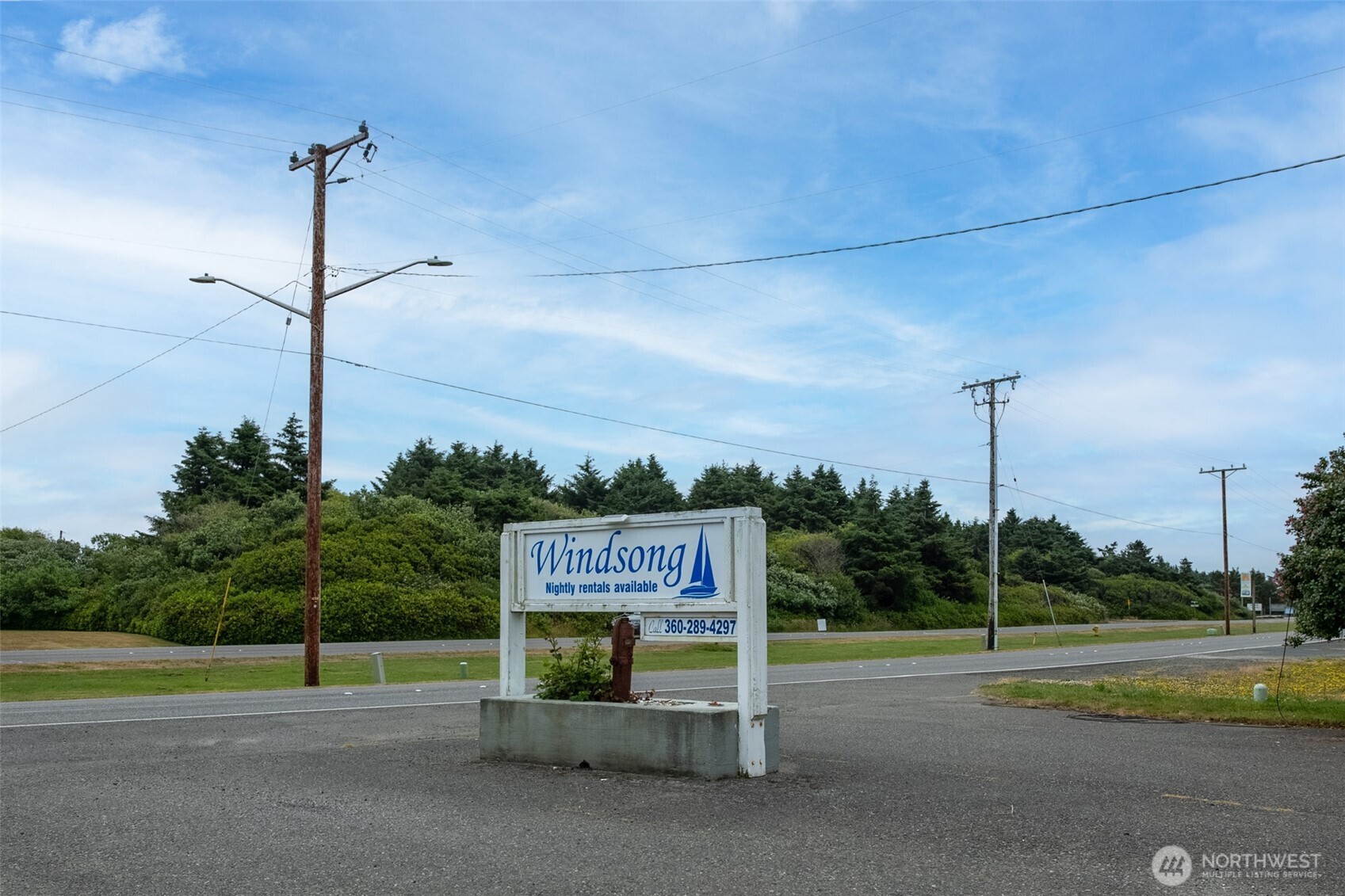 853 Ocean Shores Boulevard NW 4