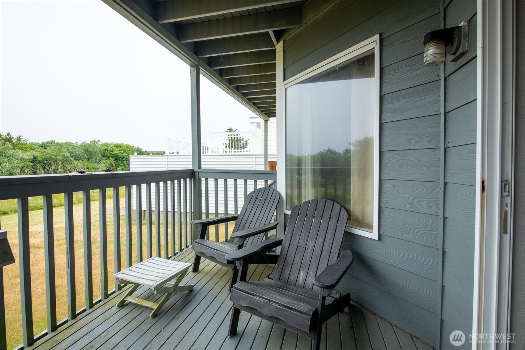 853 Ocean Shores Boulevard NW 4