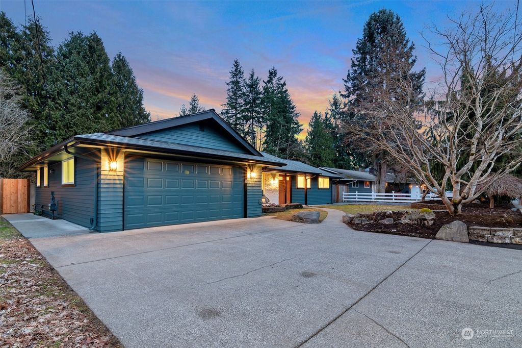 Photo of 10507 26th Drive SE, Everett, WA 98208 (MLS # 2207582)