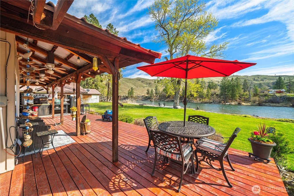 Photo of 6 Kelli Lane, Carlton, WA 98814 (MLS # 2499579)