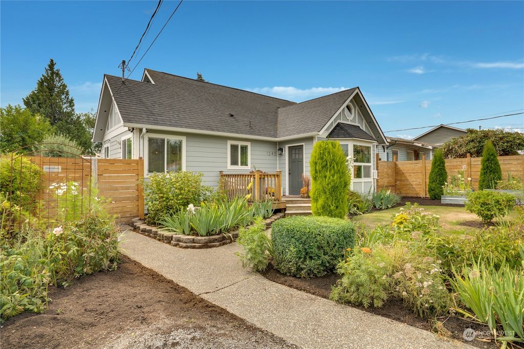 Photo of 1243 SW 151st Street, Burien, WA 98166 (MLS # 2281421)