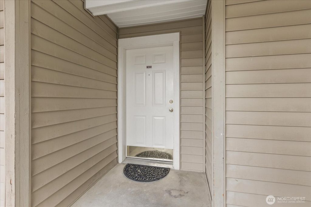 Photo of 2009 196th Street SE #E303, Bothell, WA 98012 (MLS # 2495231)