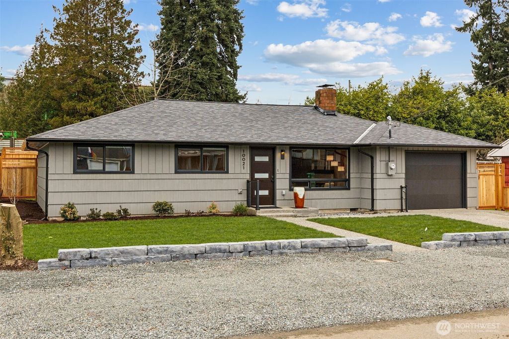 Photo of 10021 19th Avenue SW, Seattle, WA 98146 (MLS # 2490750)