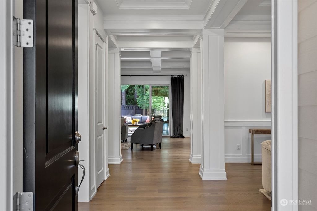 Photo of 24062 NE 20th Street, Sammamish, WA 98074 (MLS # 2263434)