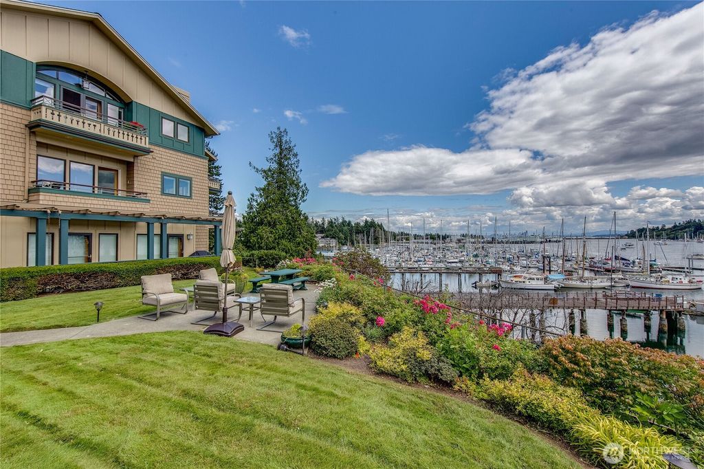 Photo of 546 Wood Avenue SW #3K, Bainbridge Island, WA 98110 (MLS # 2504591)